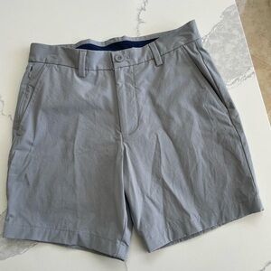 Men’s Vineyard Vines On the Go 7” performance fabric shorts. EUC. Barely worn.